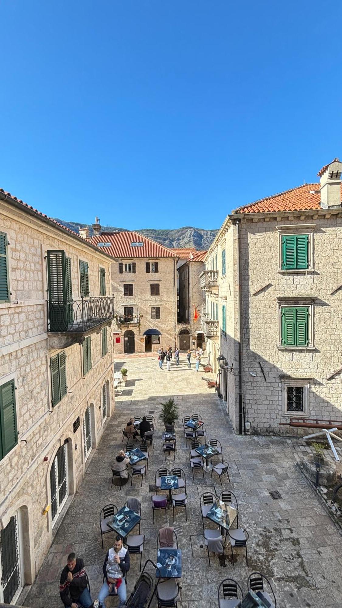 Hotel Monte Cristo Kotor Exterior photo